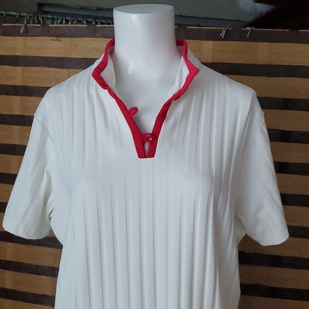 Lilly's of Beverly Hills stretch top